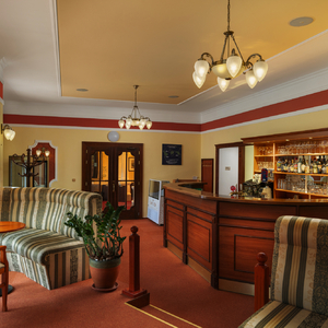 Lobby-Bar